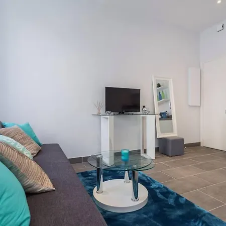 Casa vacanze Pretty studio Nice port *